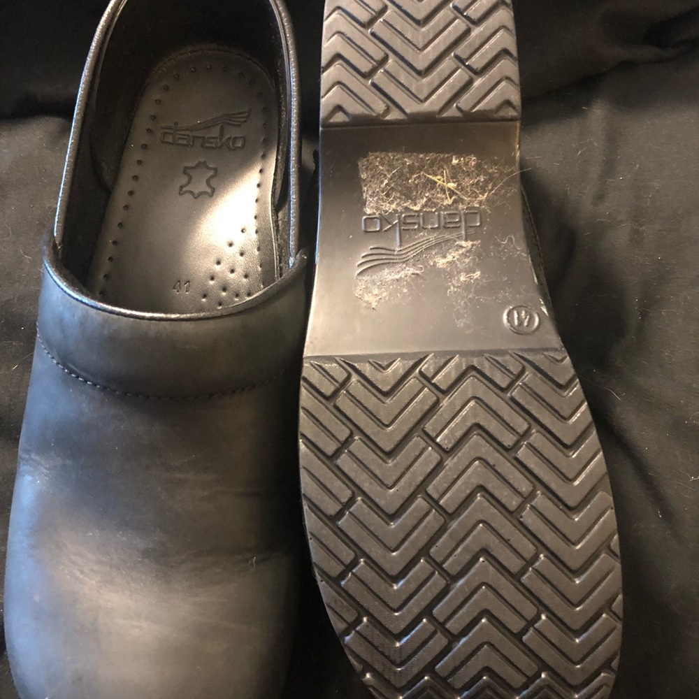 Black Dansko size 41